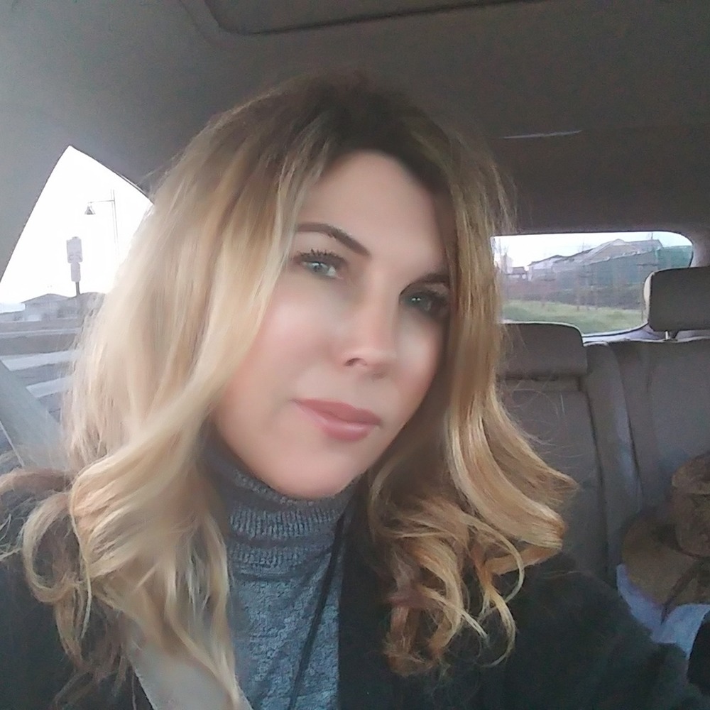 Meet your Posher, Lori